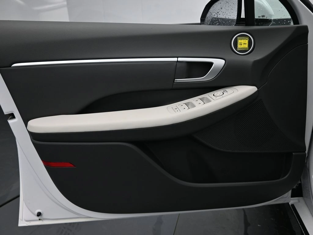 2026 Hyundai Sonata SEL - Photo 24