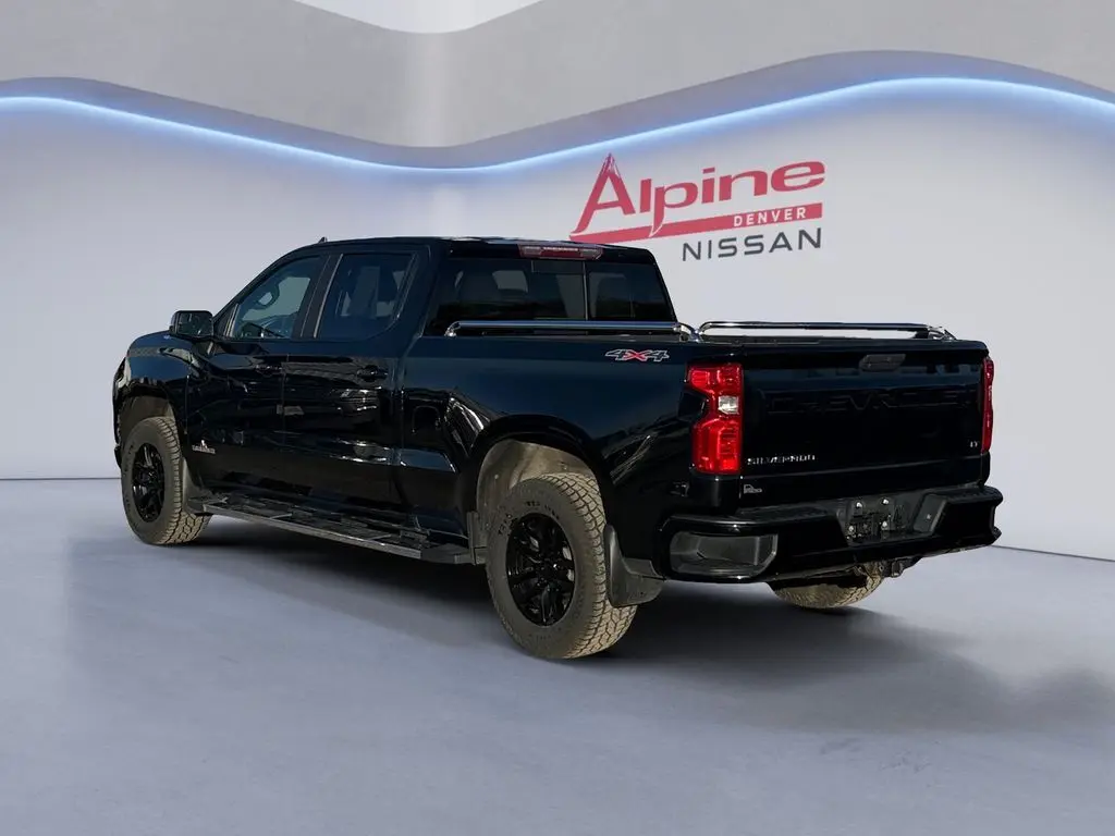 2019 Chevrolet Silverado 1500 LT photo 3