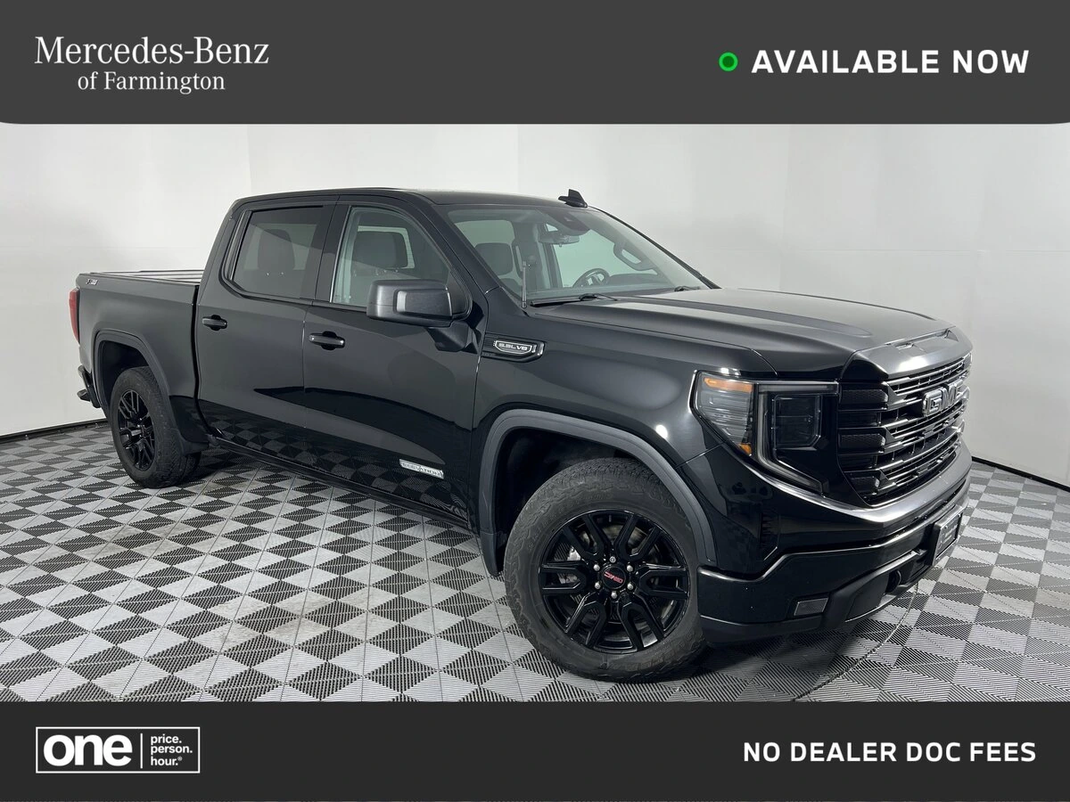 2022 GMC Sierra Elevation 4WD Crew Cab Short Box's photo