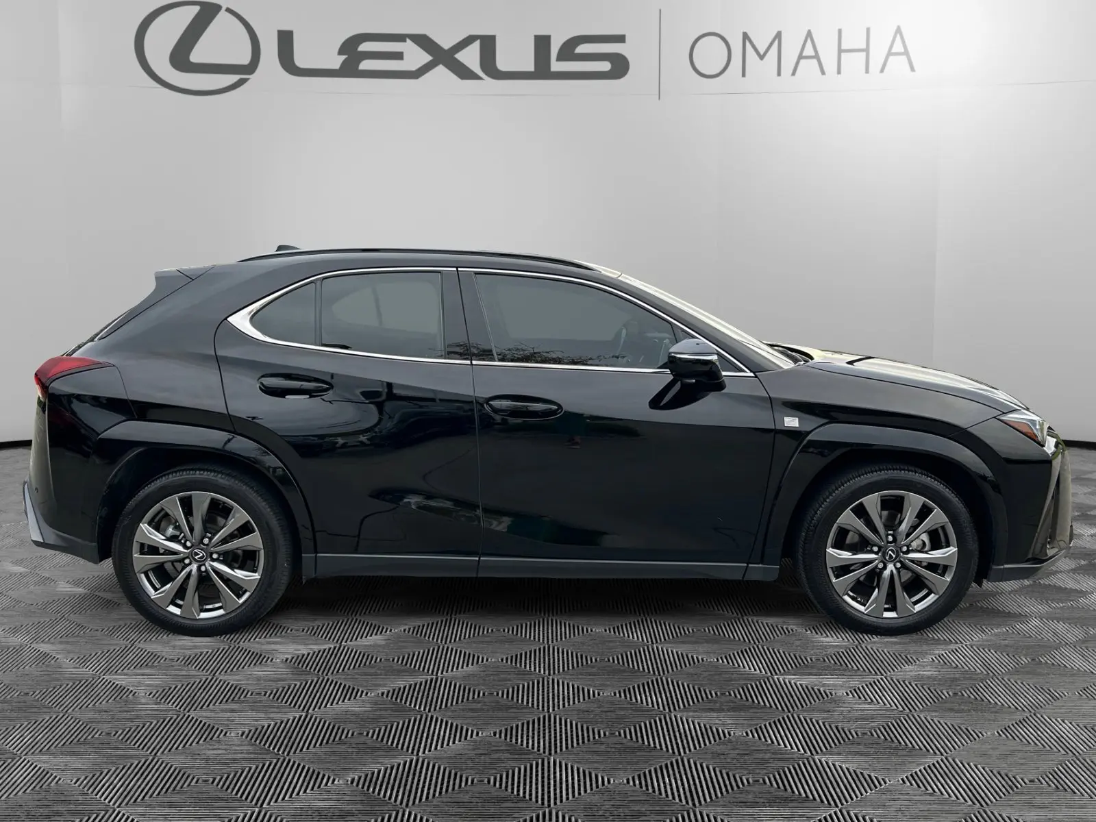2025 Lexus UX F SPORT Design photo 6