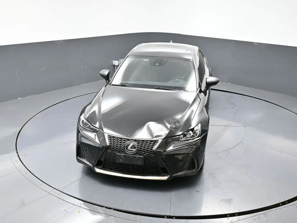 2017 Lexus IS 300 photo 12