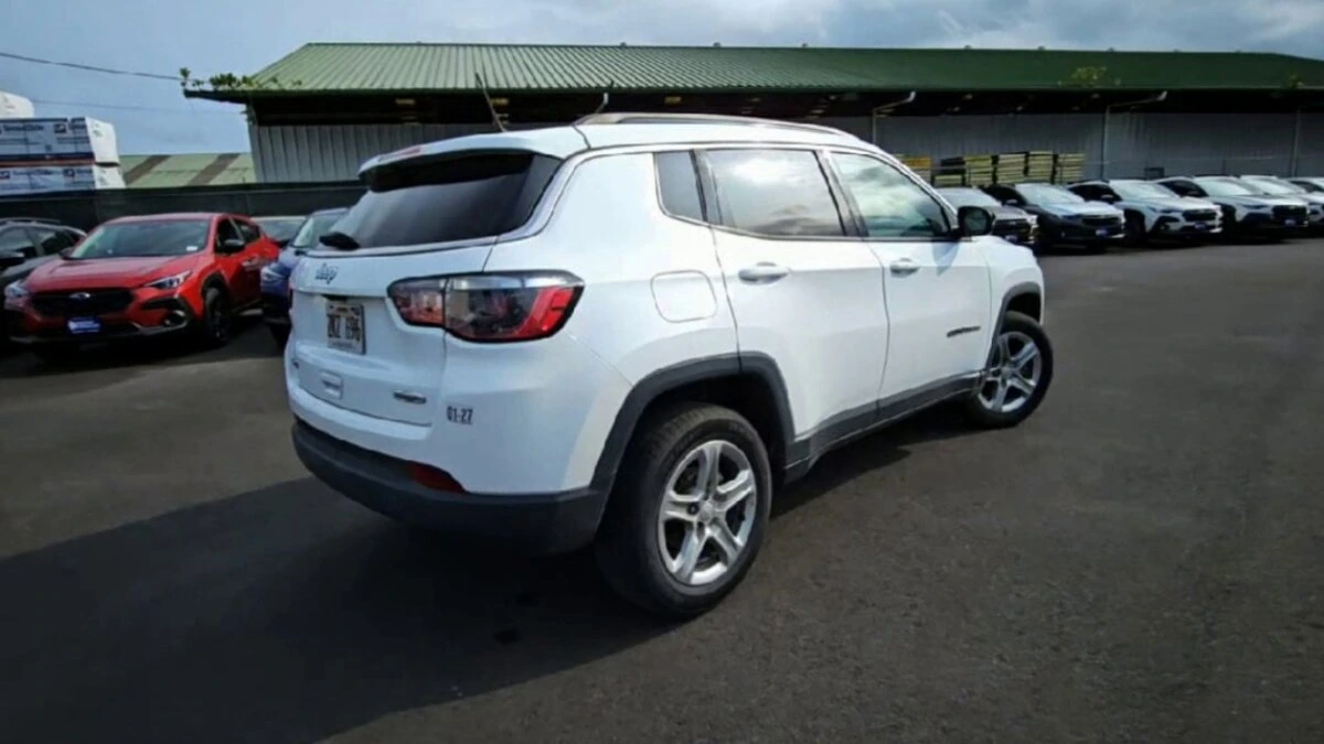 2023 Jeep Compass Latitude - Photo 8