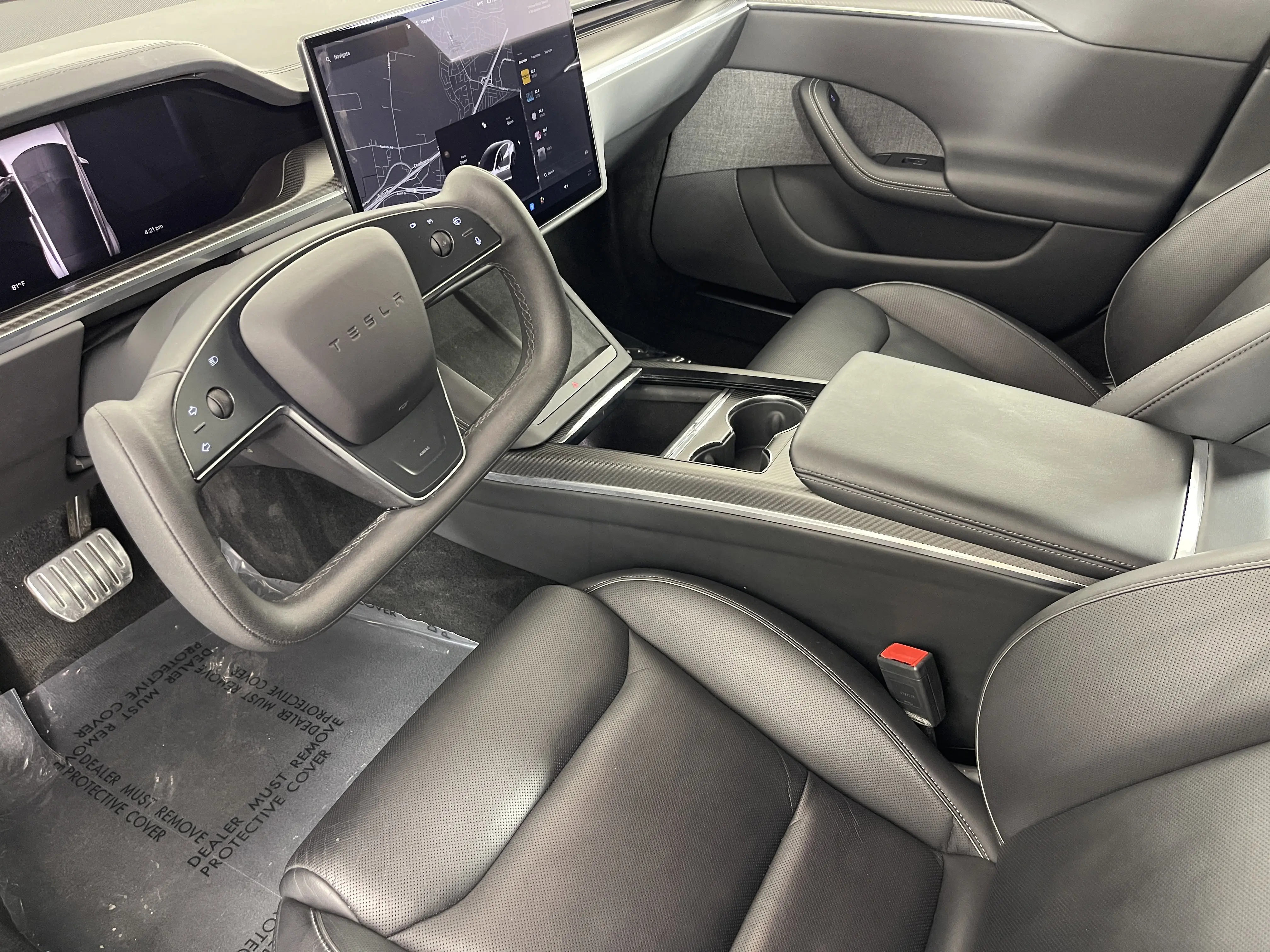 2022 Tesla Model S Plaid AWD photo 2