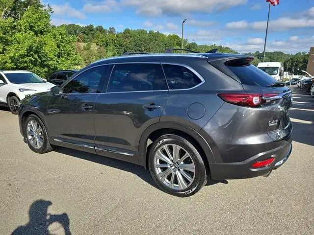 2021 Mazda CX-9 Signature photo 3