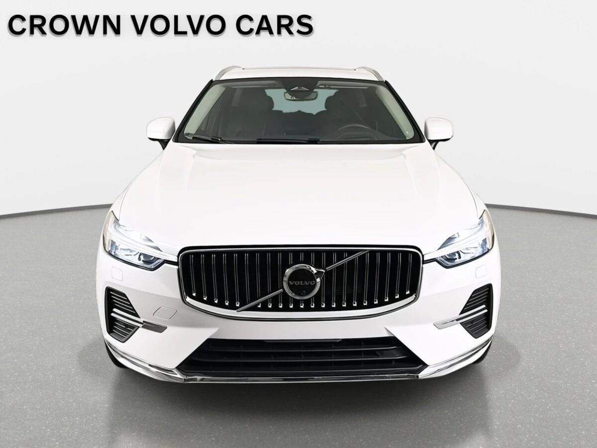 2023 Volvo - image 2