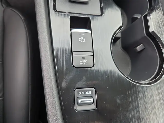 2026 Nissan Rogue SV photo 34