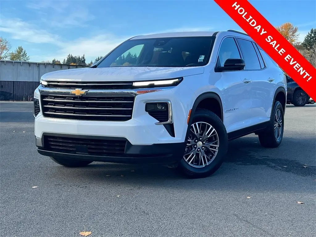 2024 Chevrolet Traverse LT's photo