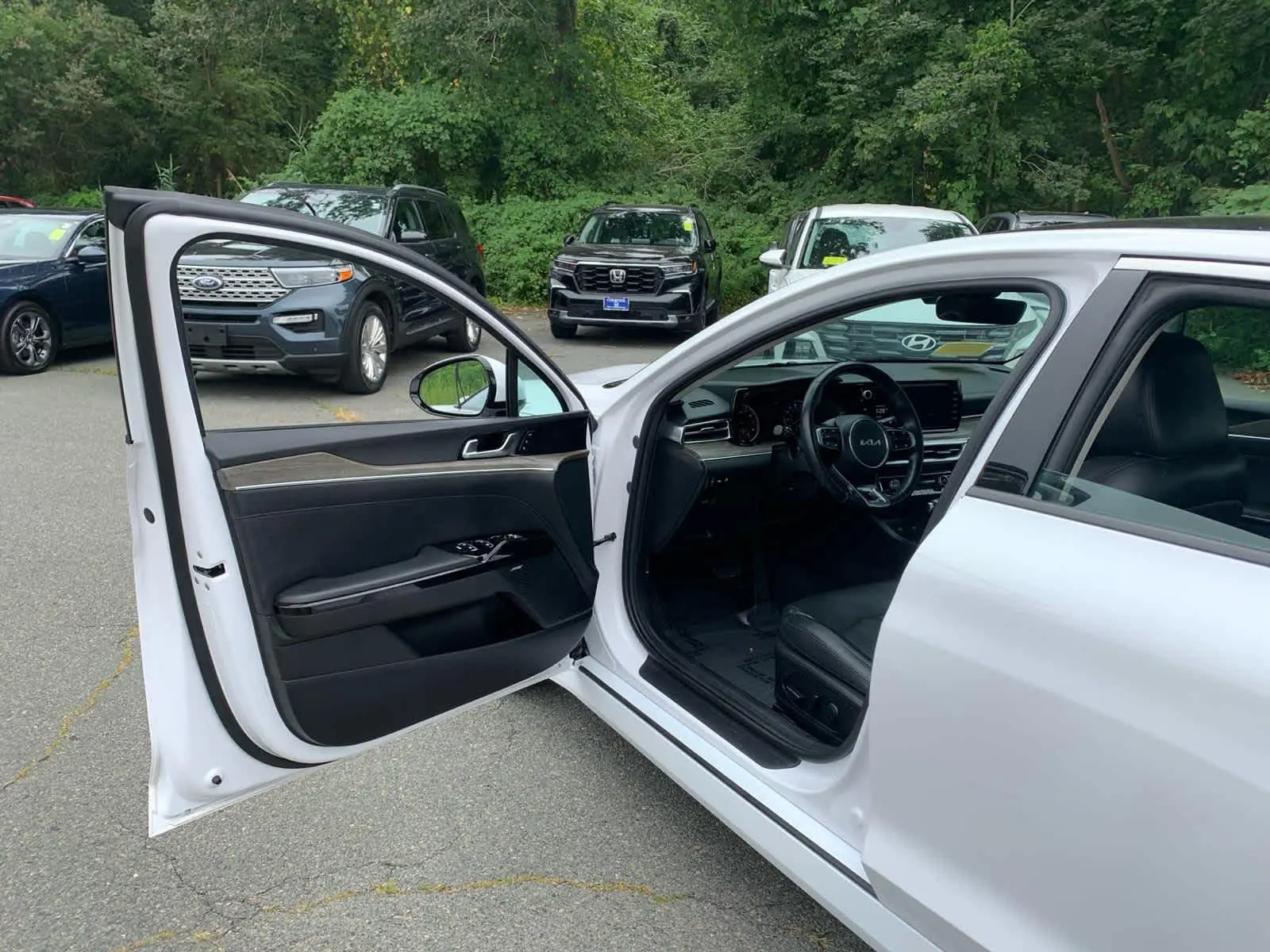 2023 Kia K5 EX photo 12