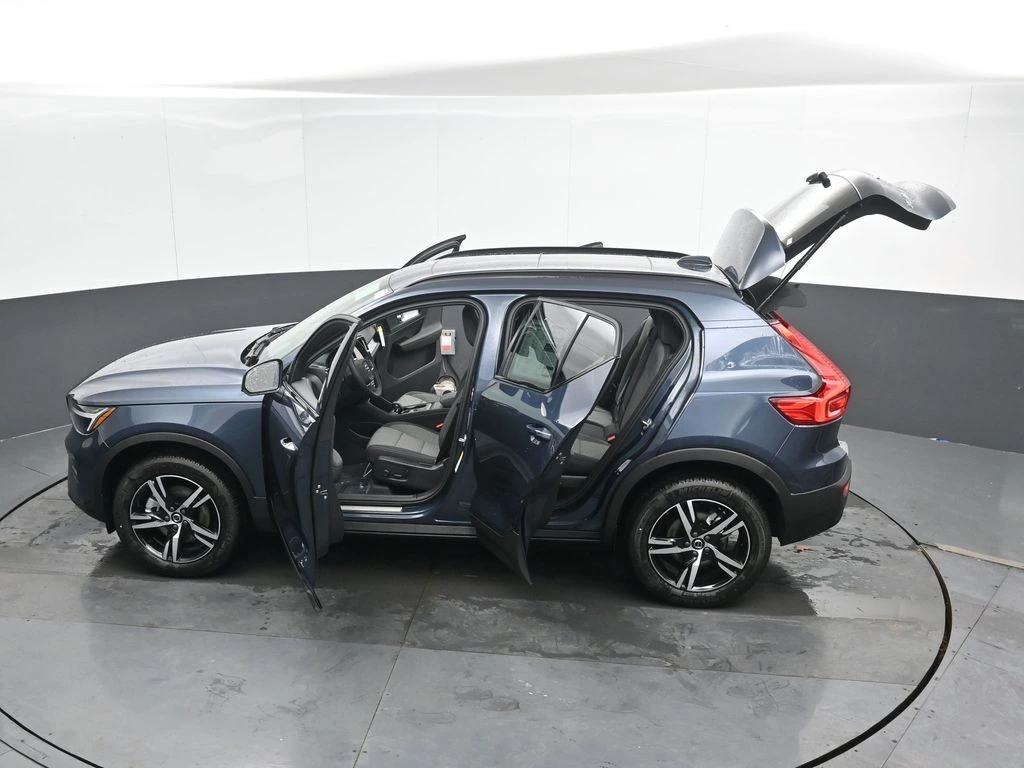 2026 Volvo - image 48