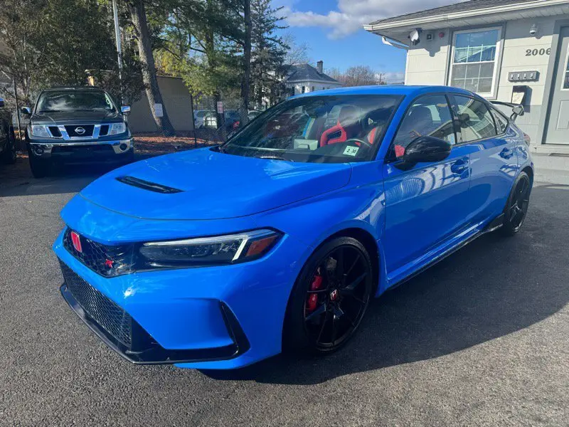 2025 Honda Civic Type R Hatchback photo 3