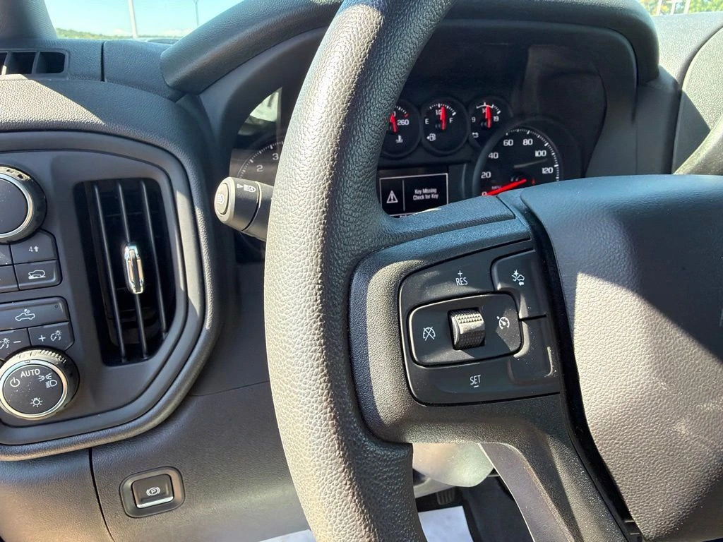 2026 Chevrolet Silverado 1500 Custom - Photo 15