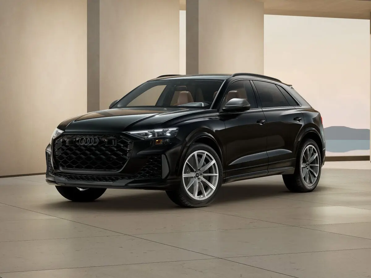 2026 Audi RS Q8 photo 2