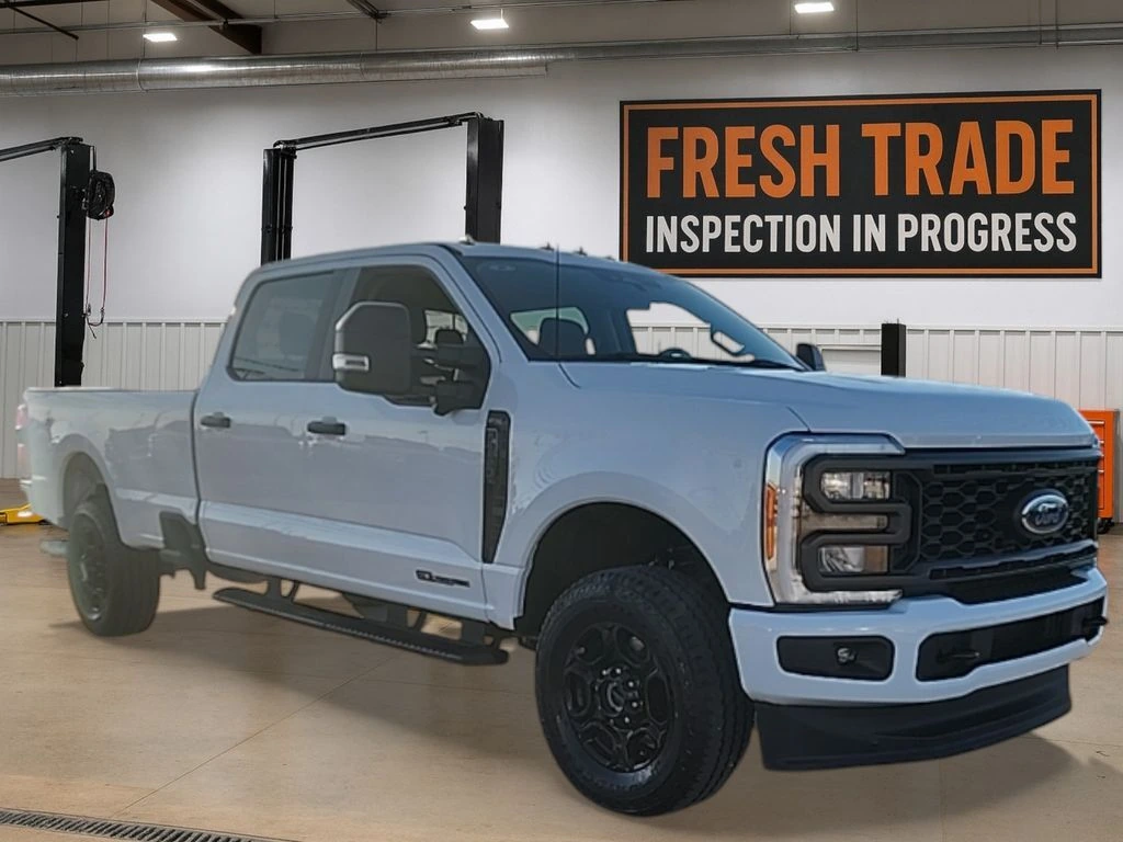 2023 Ford F-250 Super Duty XL's photo