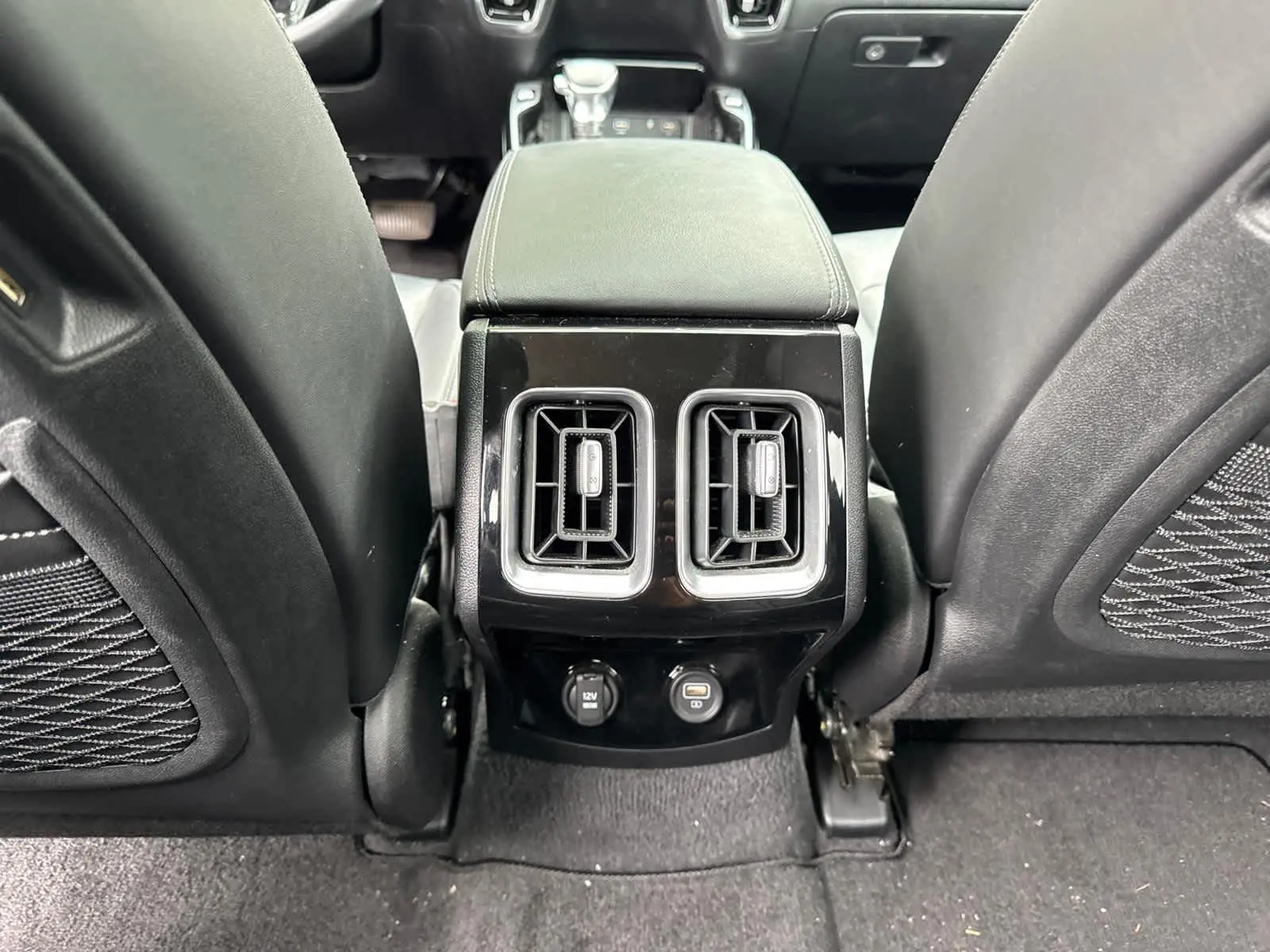 2022 Kia Sorento SX photo 27
