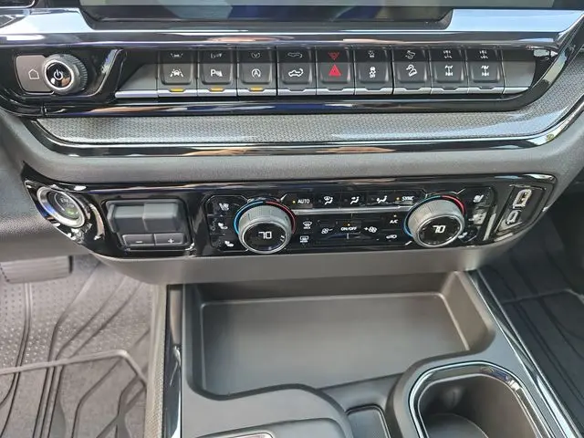 2024 Chevrolet Silverado 1500 ZR2 photo 16