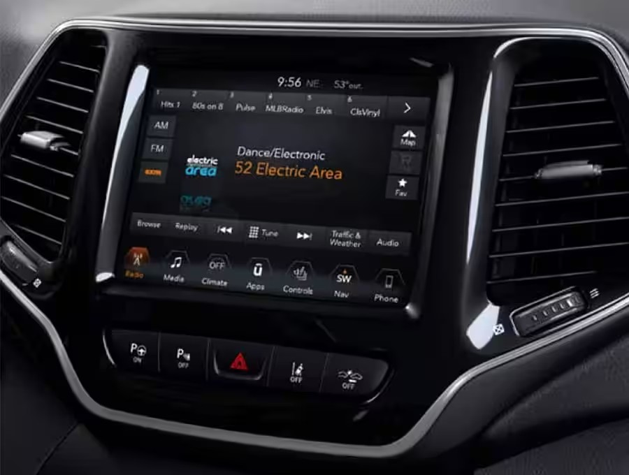 Complimentary SiriusXM Radio on Infotainment Screen