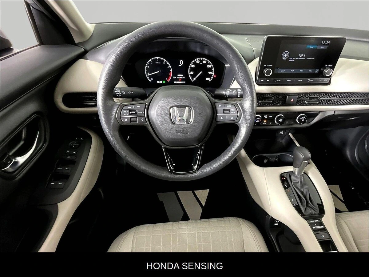 2025 Honda HR-V LX - Photo 8