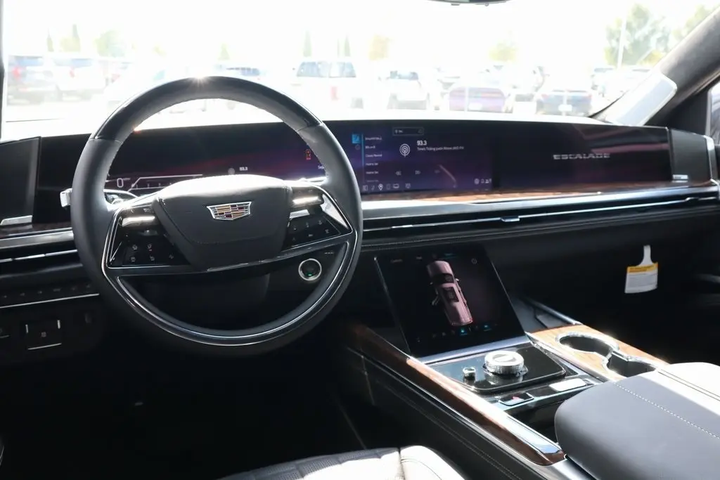 2026 Cadillac Escalade Platinum Sport photo 2