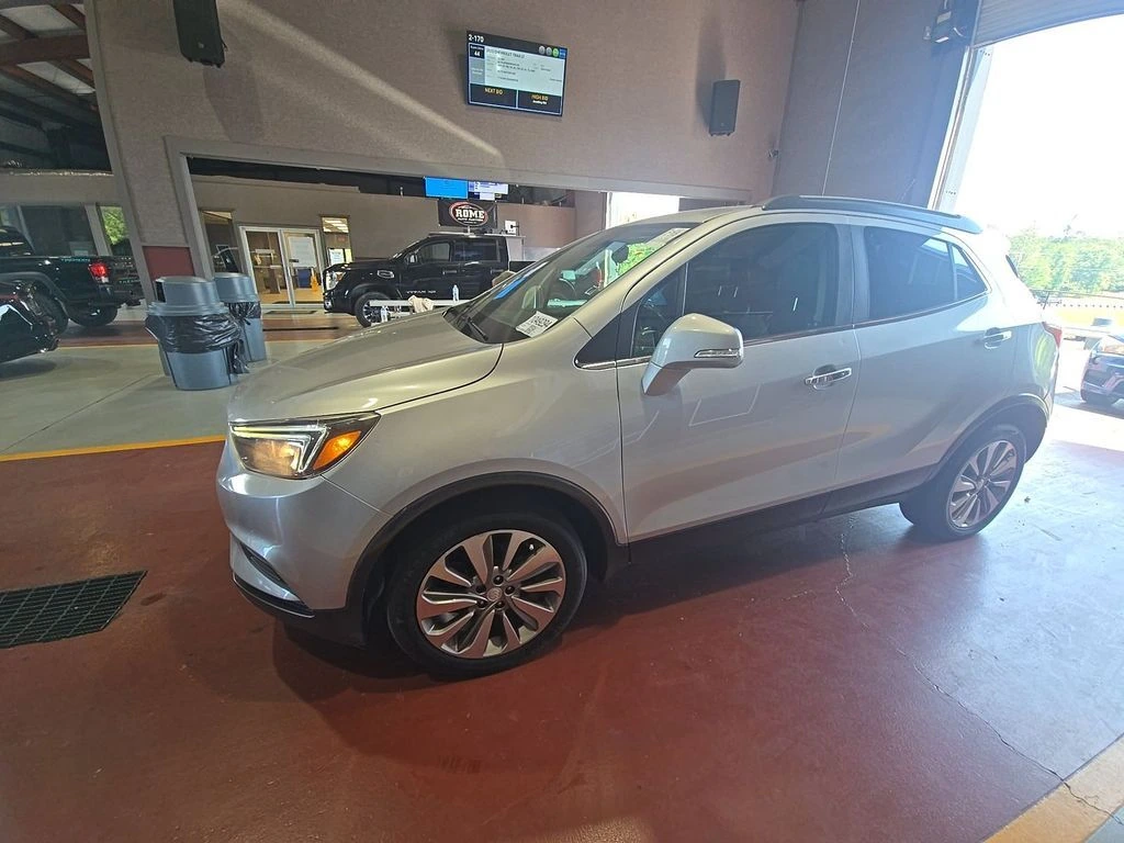 2019 Buick Encore Preferred's photo