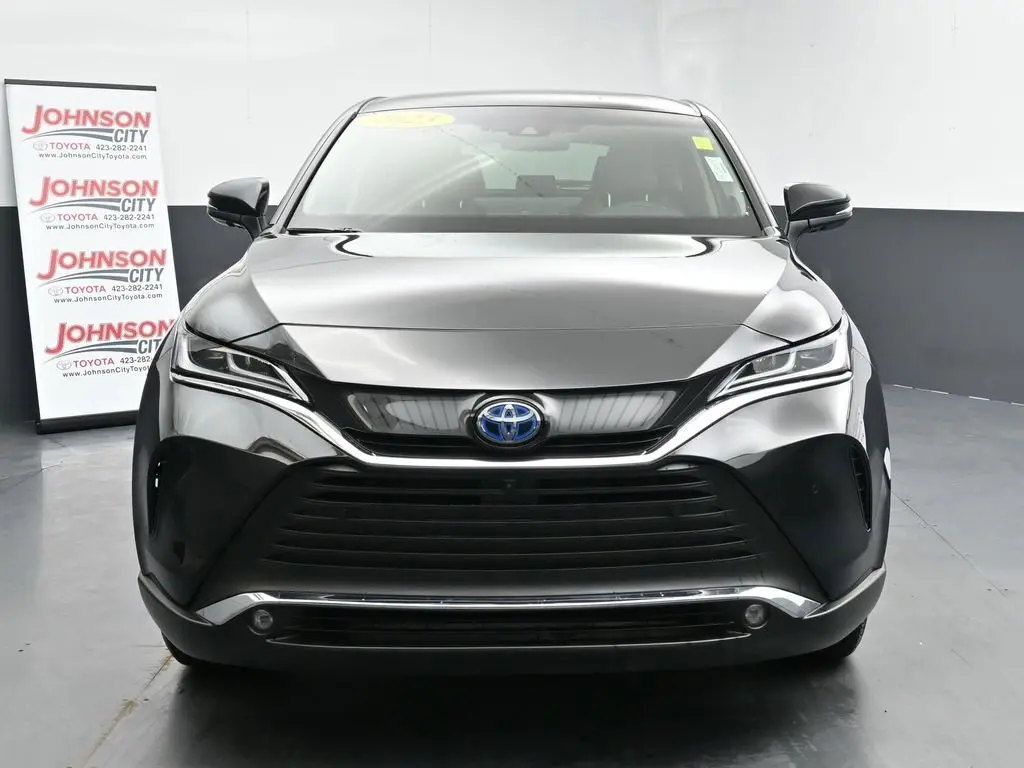2023 Toyota Venza Limited photo 2