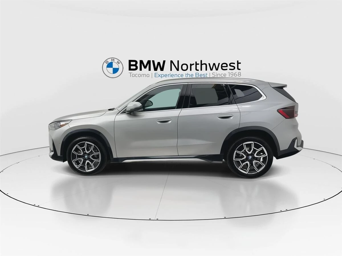 2025 BMW X1 28i - Photo 11