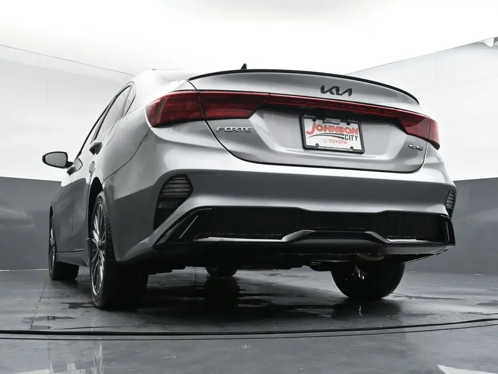 2024 Kia Forte GT-Line photo 35