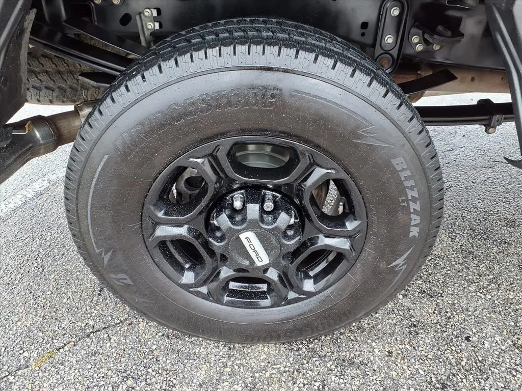 2023 Ford F-250 photo 9