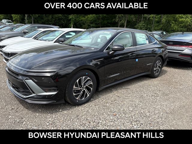 2026 Hyundai Sonata Hybrid Blue
