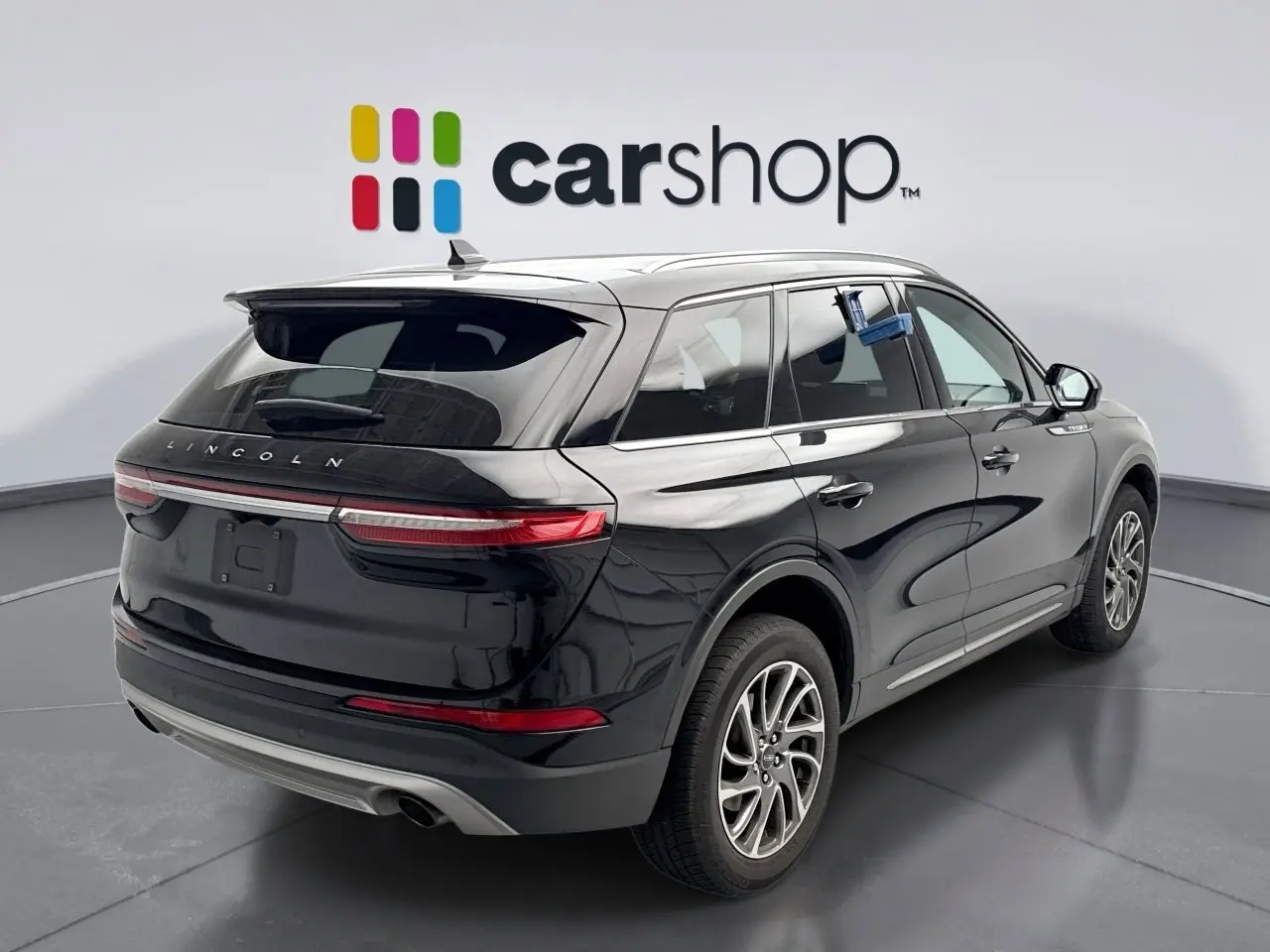 2021 Lincoln Corsair Standard photo 4