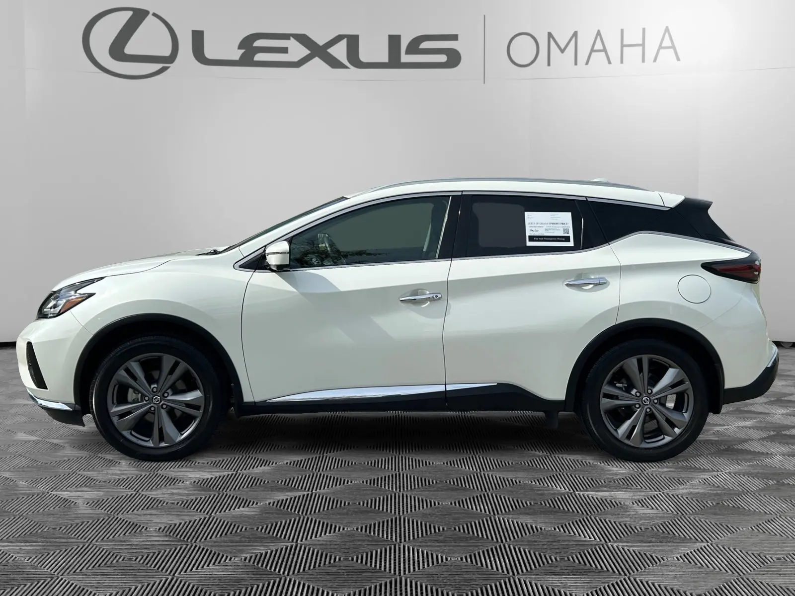 2020 Nissan Murano Platinum photo 2