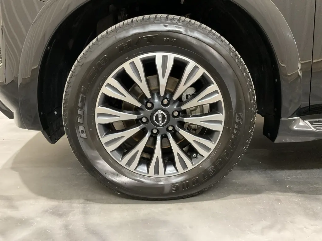 2024 Nissan Armada SL photo 3