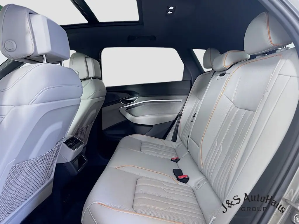 2022 Audi e-tron Chronos Edition photo 23