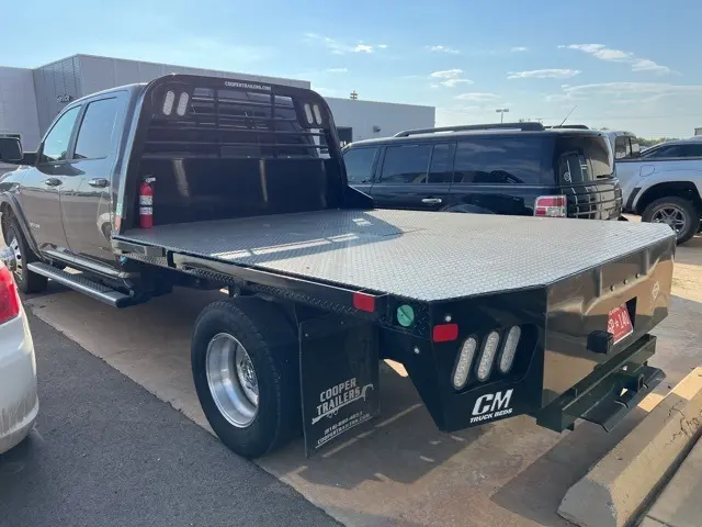 2022 Ram 3500 Laramie photo 4