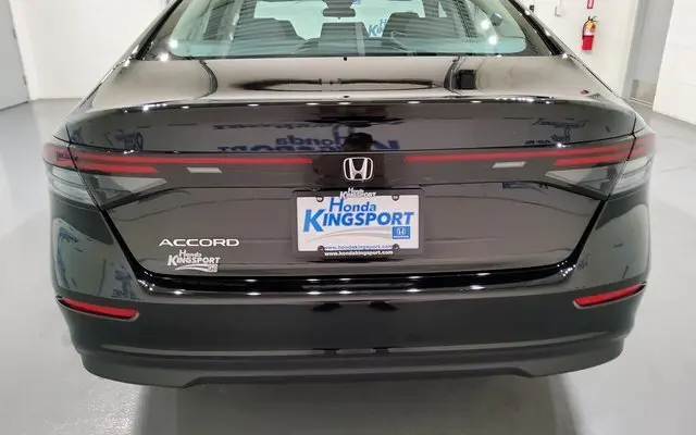 2025 Honda Accord SE photo 3