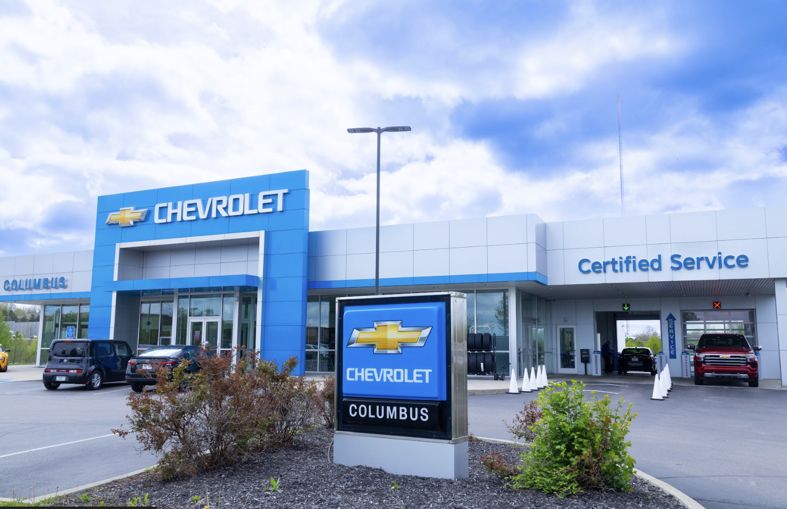 Leo Chevrolet of Columbus storefront in Columbus Indiana