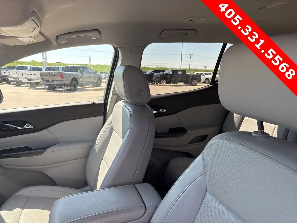 2023 Gmc Acadia SLT photo 12