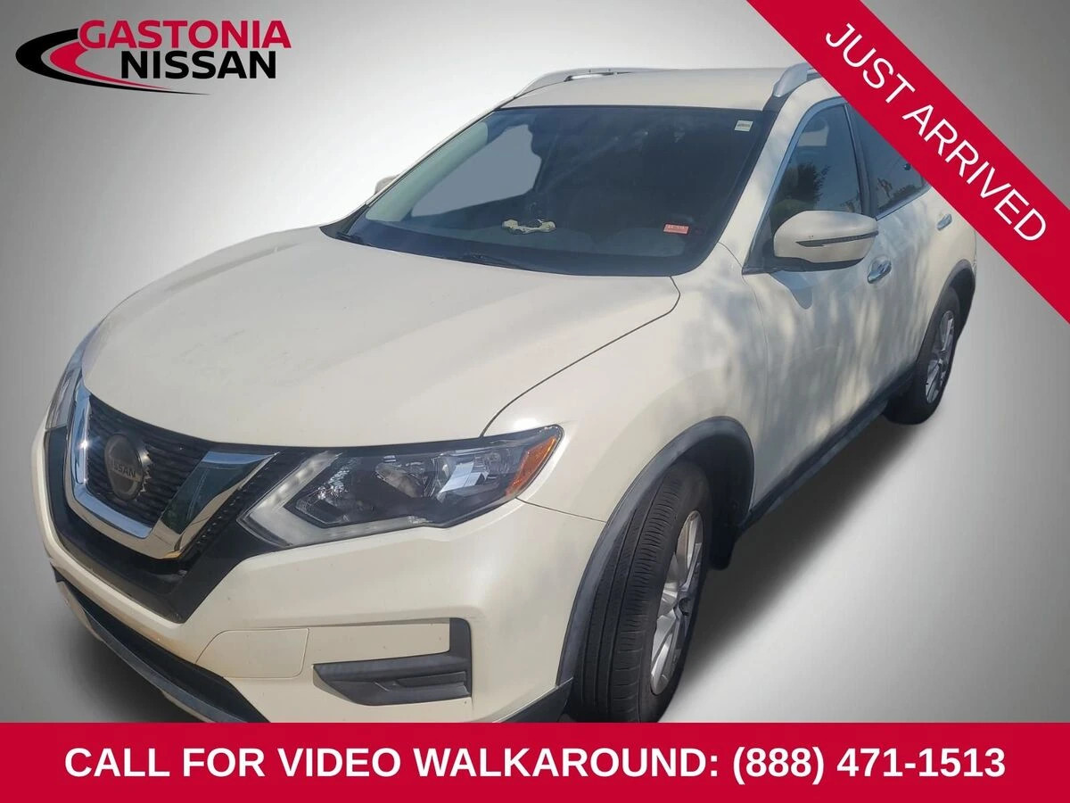 2018 Nissan Rogue SV FWD's photo