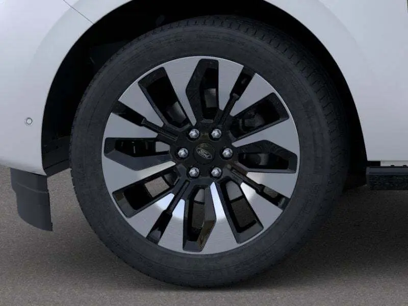 2025 Ford Expedition Platinum photo 16