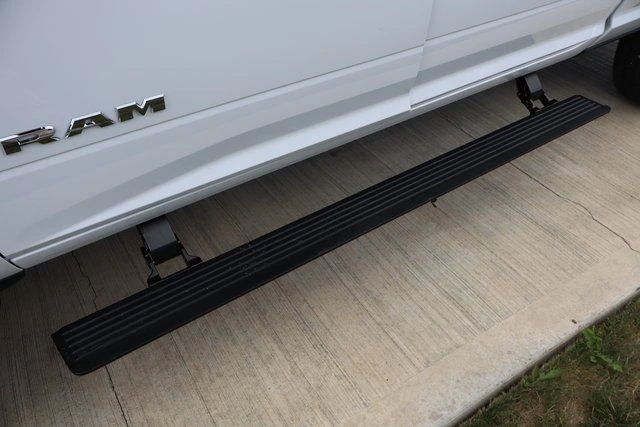 2026 RAM 2500 Laramie - Photo 36