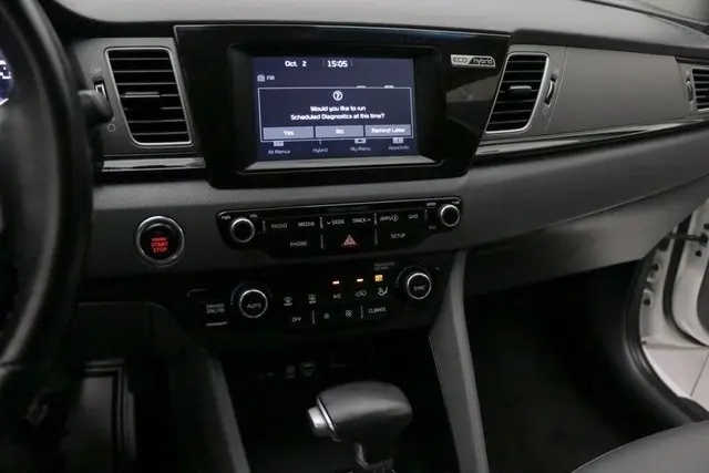 2019 Kia Niro EX Touring S photo 28