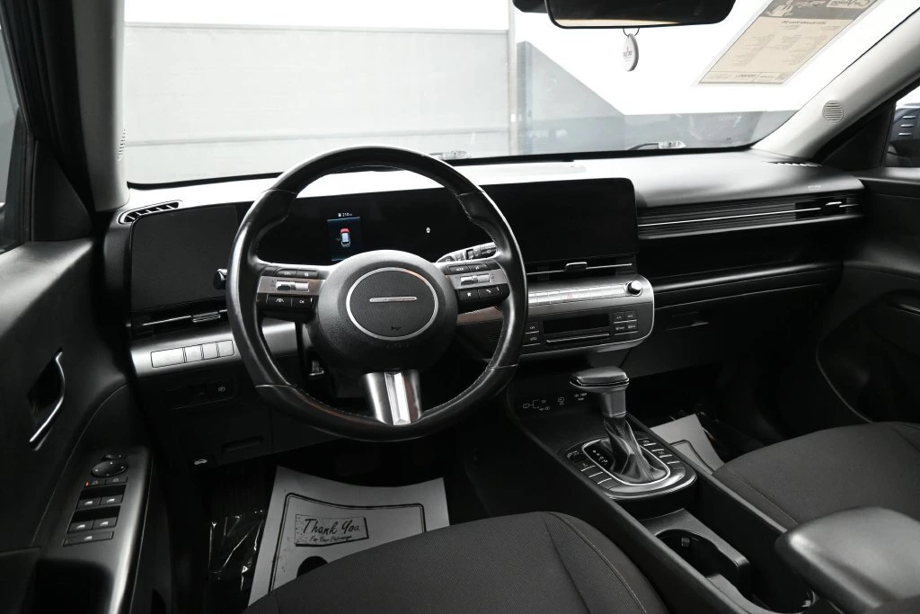 2025 Hyundai Kona SEL - Photo 24