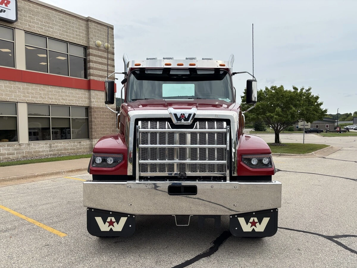 2027 Western Star 49X — photo 2