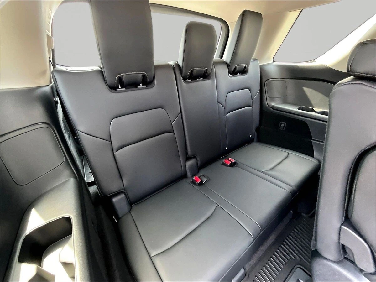 2026 Nissan Pathfinder SL - Photo 20