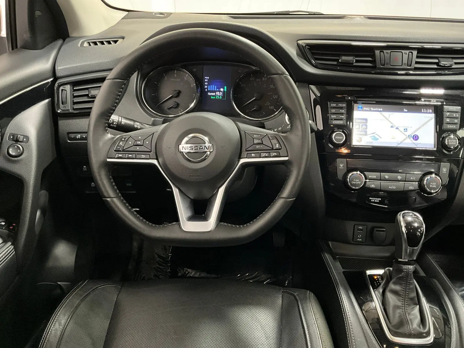 2018 Nissan Rogue Sport SL photo 4