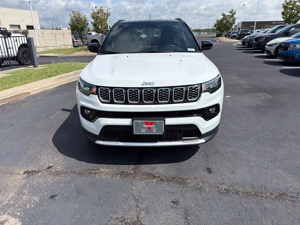Used 2025 Jeep Compass Limited with VIN 3C4NJDCN5ST505085 for sale in Kansas City