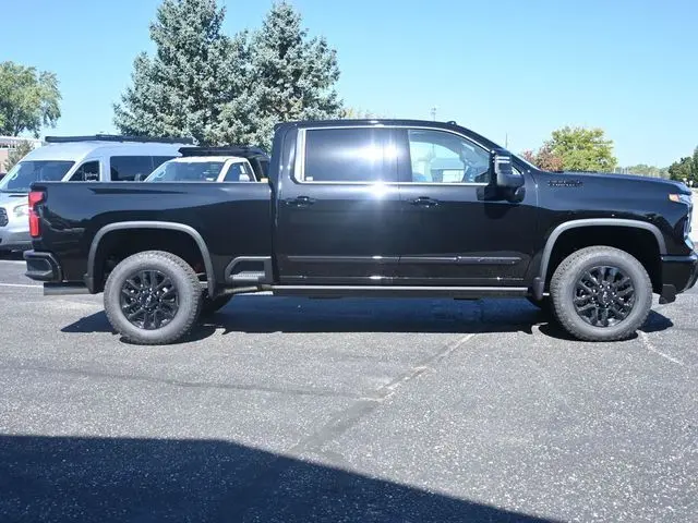 2026 Chevrolet Silverado 3500HD High Country photo 3