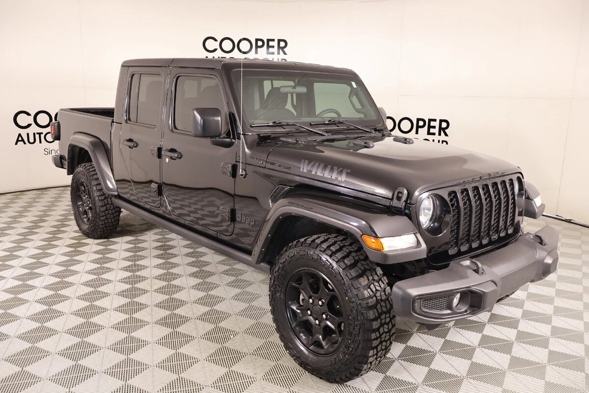 2023 Jeep Gladiator
