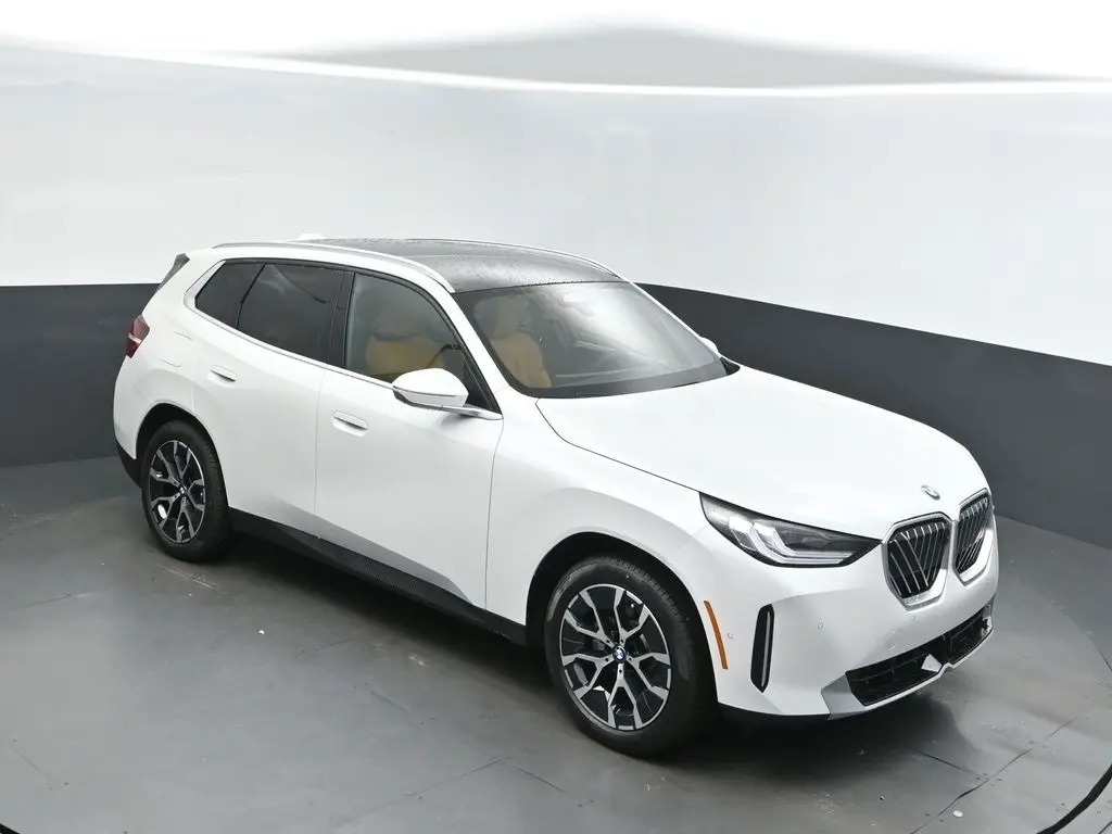 2026 BMW X3 30's photo