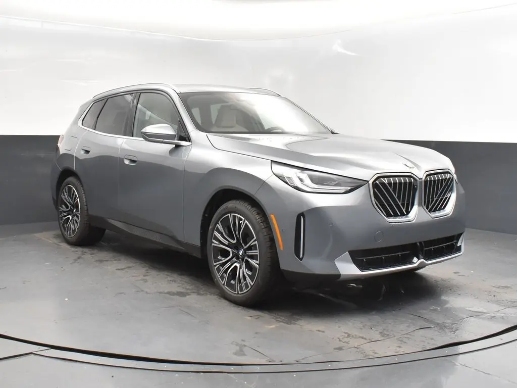 2026 BMW X3 30's photo