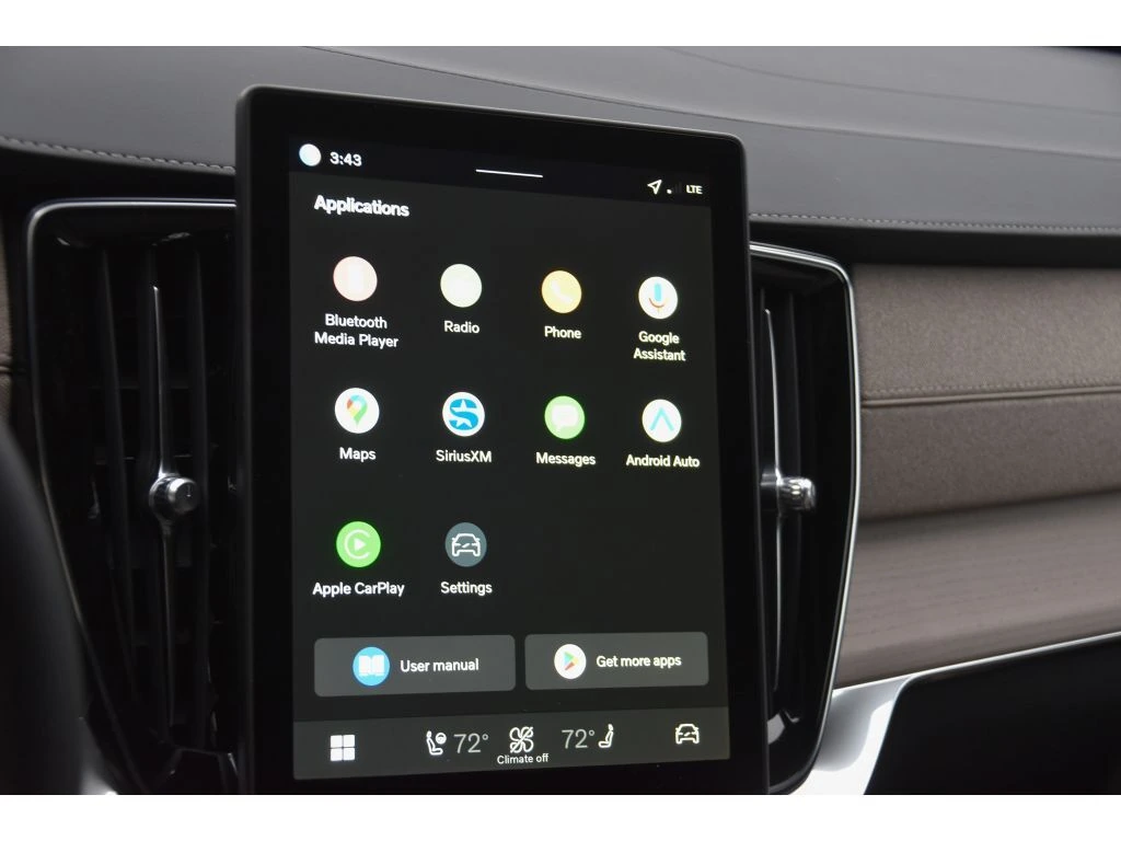 2026 Volvo - image 21